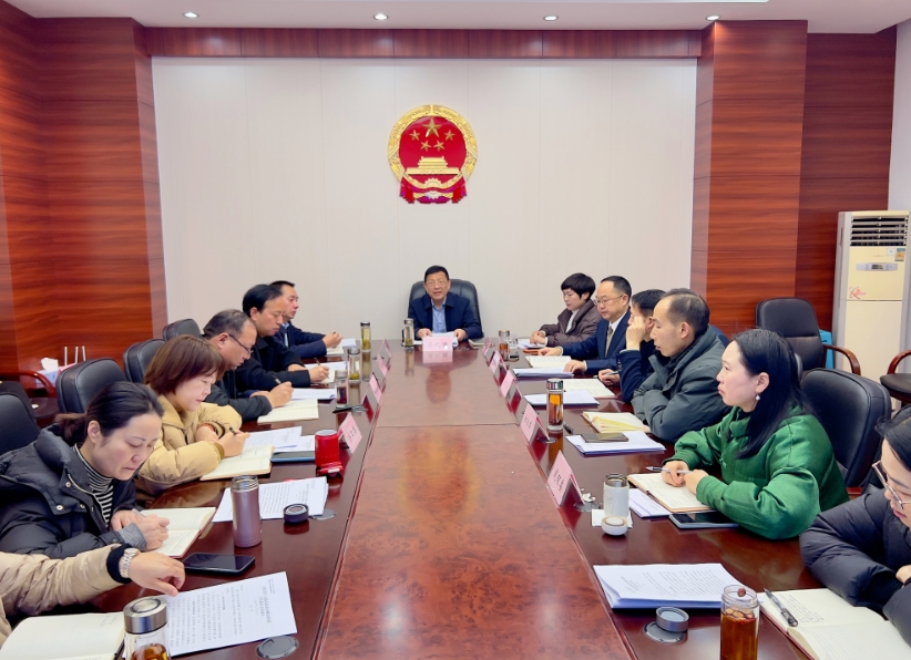 县人大常委会党组学习传达县委十七届九次全会暨县委经济工作会议