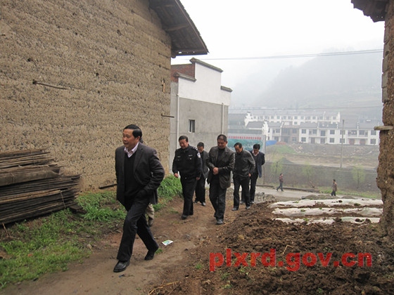 拐卖人口几年_拐卖儿童(2)